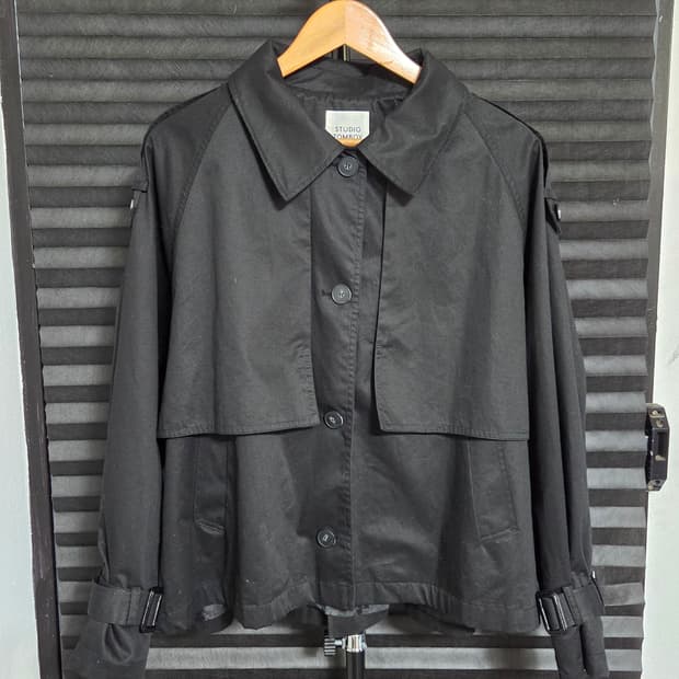 [스튜디오 톰보이] 코튼 숏 트렌치 자켓 | 00050