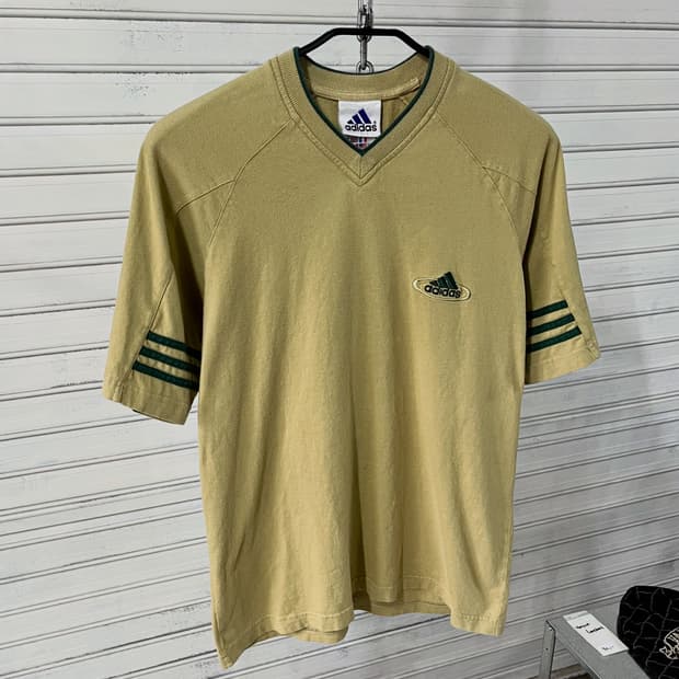 90s adidas classic raglan tee