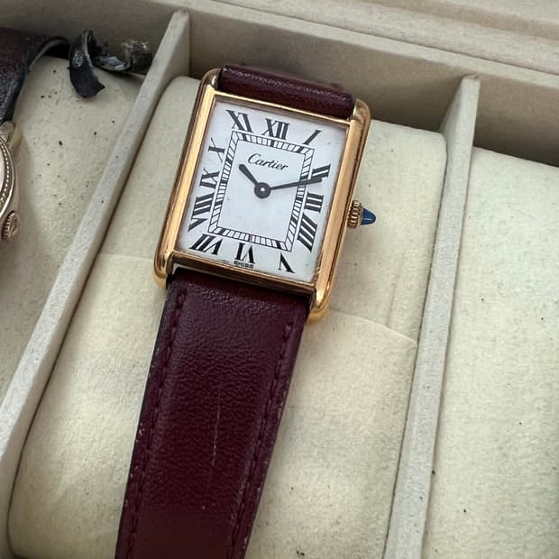 까르띠에 빈티지 탱크 수동 무브먼트