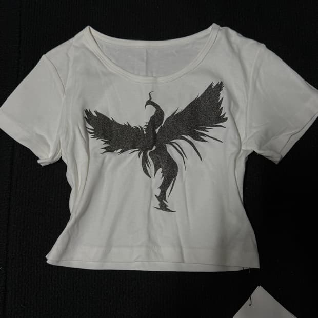 Yeel leey 크롭 티셔츠 화이트