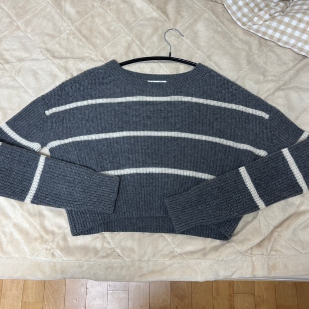 리포메이션 reformation 크롭 니트