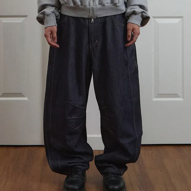 9999xHeoYool Technical Curved Denim Jean