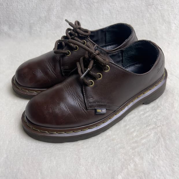 [38] 닥터마틴 9903 브라운 || 240-245