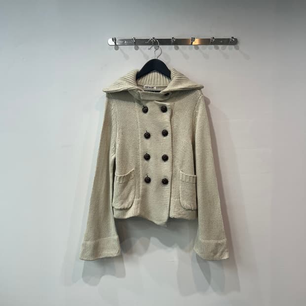 아이보리 더블버튼 가디건