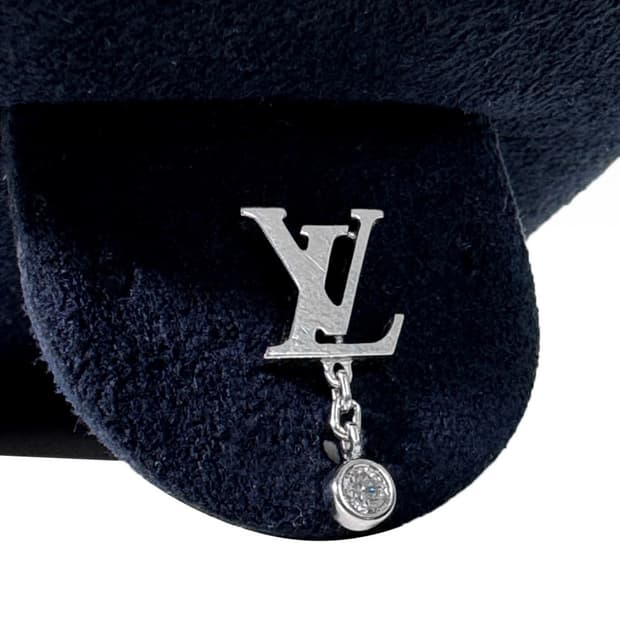 루이비통 이딜 블라썸 LV 다이아몬드 스터드 귀걸이 이어링 화이트 골드