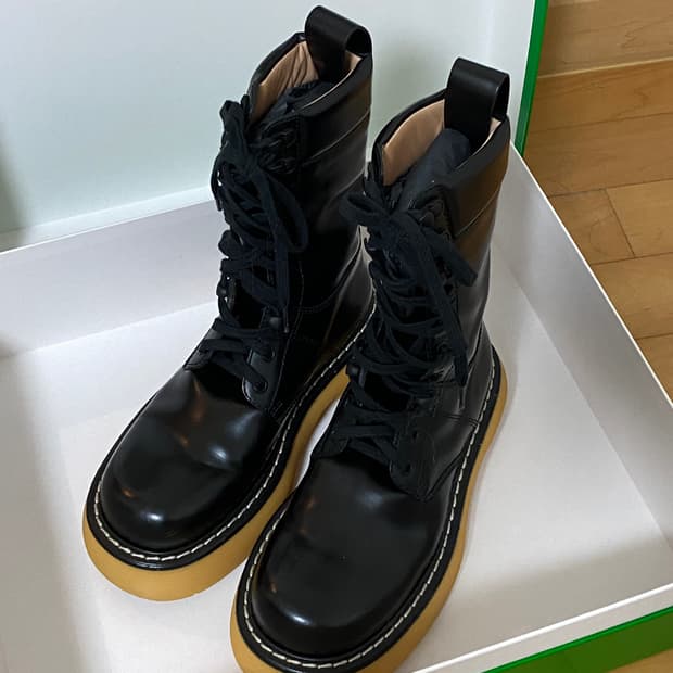 보테가베네타 부츠 블랙