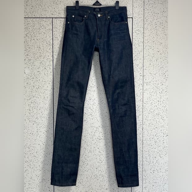 27) A.P.C. 아페쎄 쁘띠 스탠다드