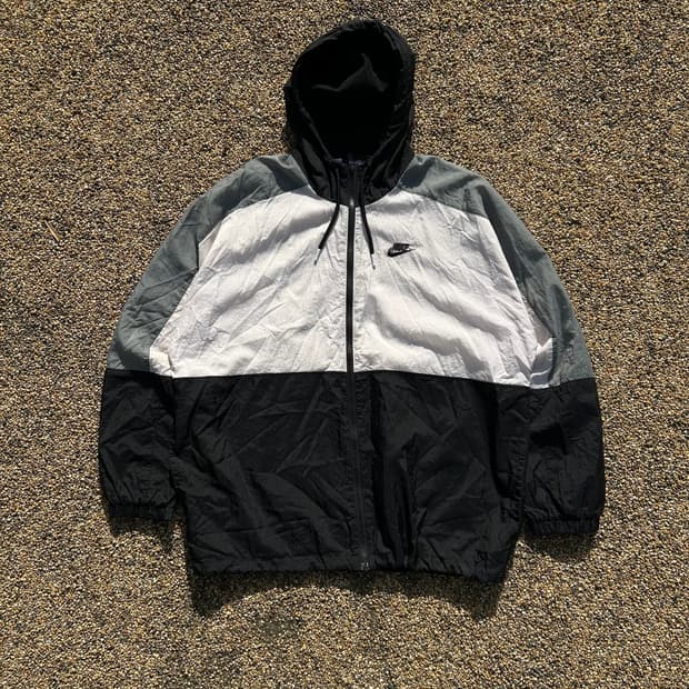 나이키(NIKE) 레트로 우븐 윈드브레이커 자켓