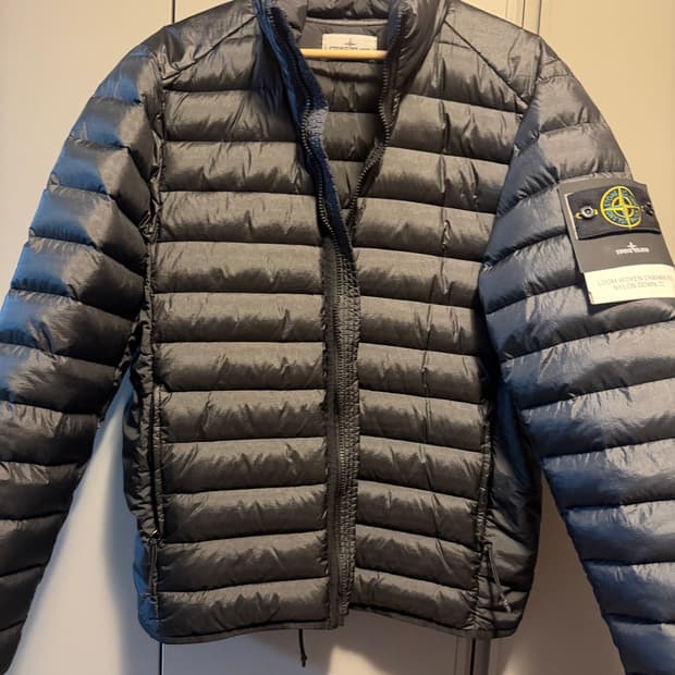 스톤아일랜드 룸 우븐 체임버스 나일론 다운