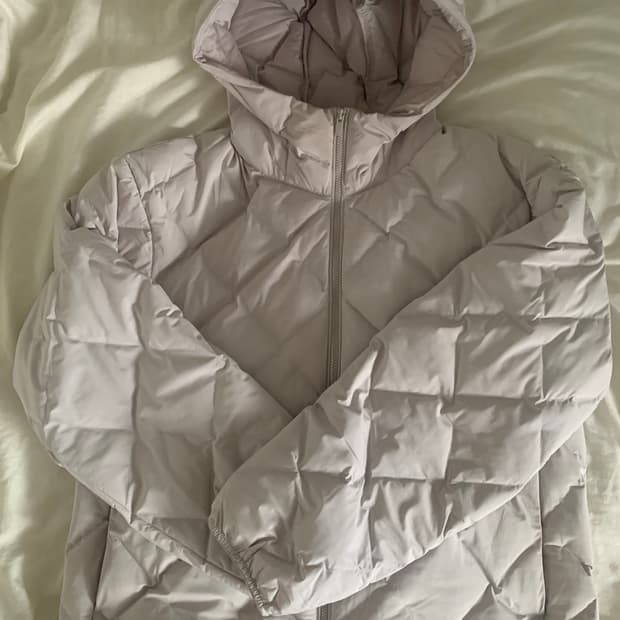 M 유니클로 경량패딩