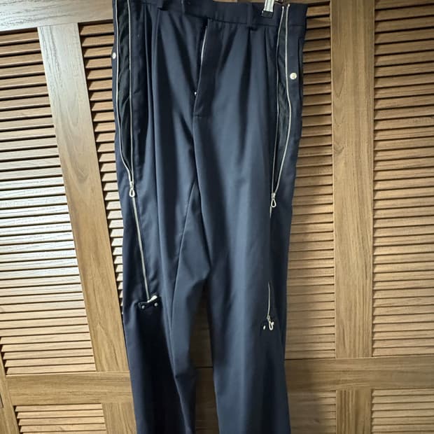 키코코스타디노브 녹스 팬츠 팝니다