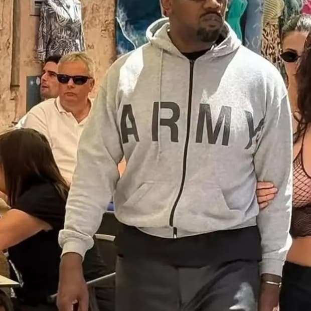 1990s US ARMY Hooded Zip Up