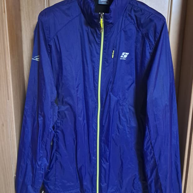 슈필러 바람막이 100