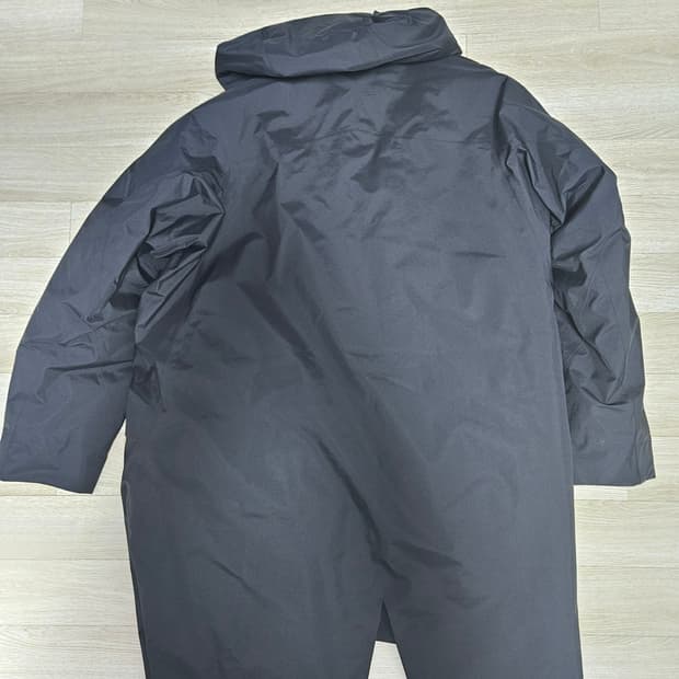 베일런스 모니터 패딩 코트