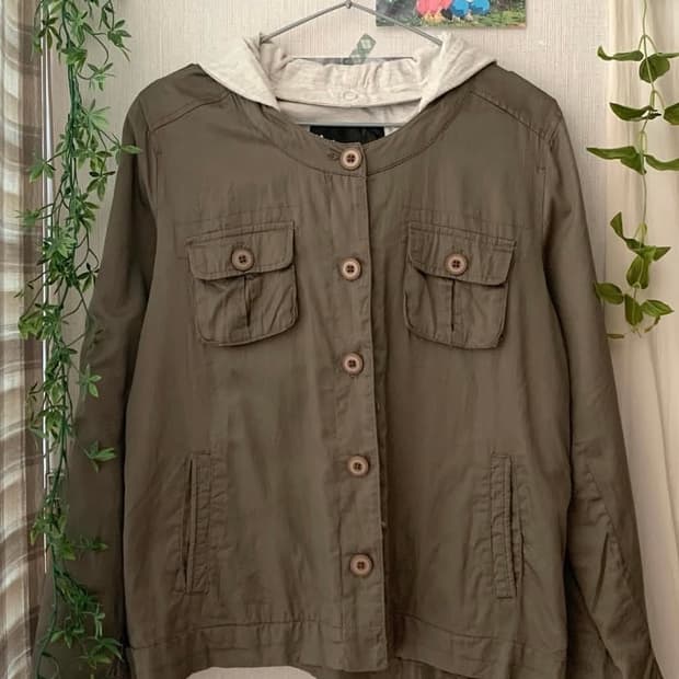 빈티지 후드 카키 자켓