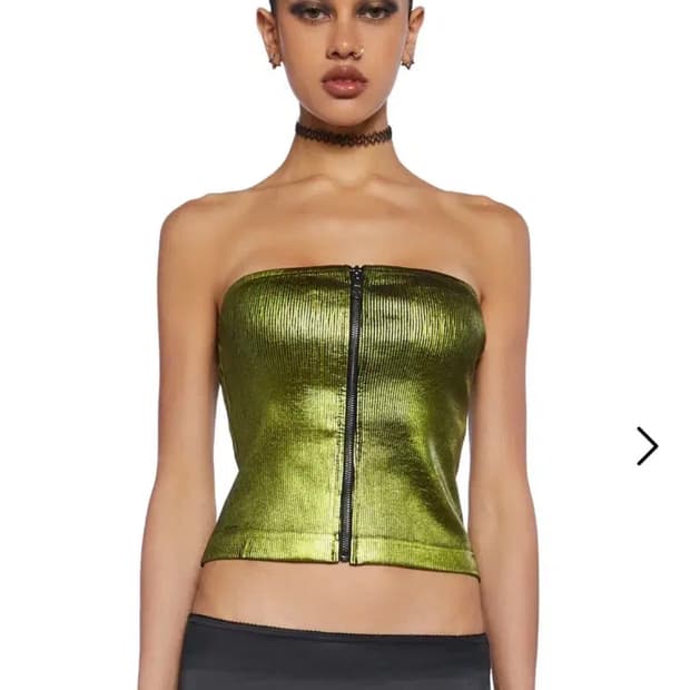Dollskill 튜브탑