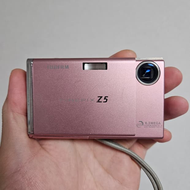 (뉴진스 민지 디카)후지필름 FinePix Z5 디지털카메라 빈티지디카