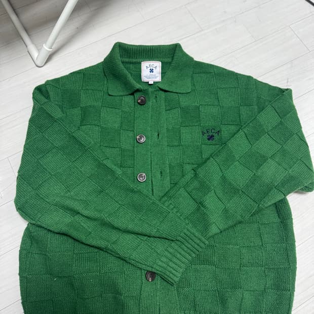 에이카화이트 가디건 그린 s