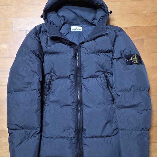 [L,새상품급]스톤아일랜드 크링클랩스 패딩 다크그레이