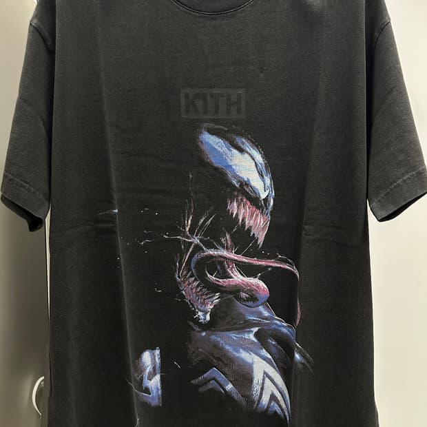 새상품/kith 마블 베놈 리썰 프로텍터 티셔츠 새상품