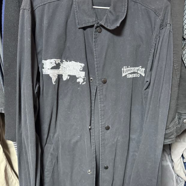 디스이즈네버댓 코치 자켓 