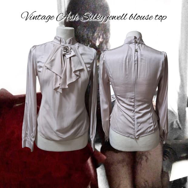 Vintage Ash Silky jewell blouse top