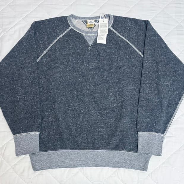 (3) 카키스 크루넥 맨투맨 페퍼&솔트