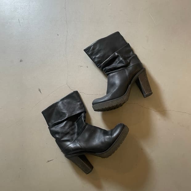 Kaver Lipps Leather Mid Heel Boots