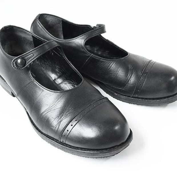 꼼데가르송 레더 메리제인 플랫슈즈