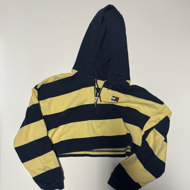 여성 타미 진스 커스텀 스트라이프 크롭 반집업 후드티 F