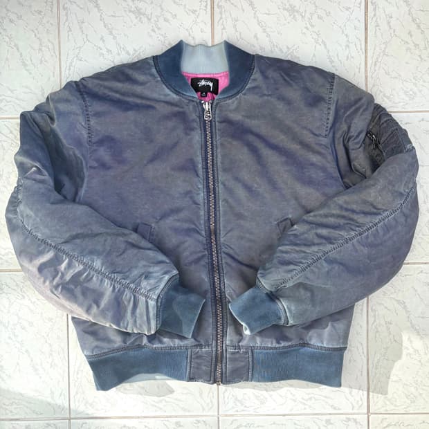 STUSSY DYED NYLON BOMBER NAVY M