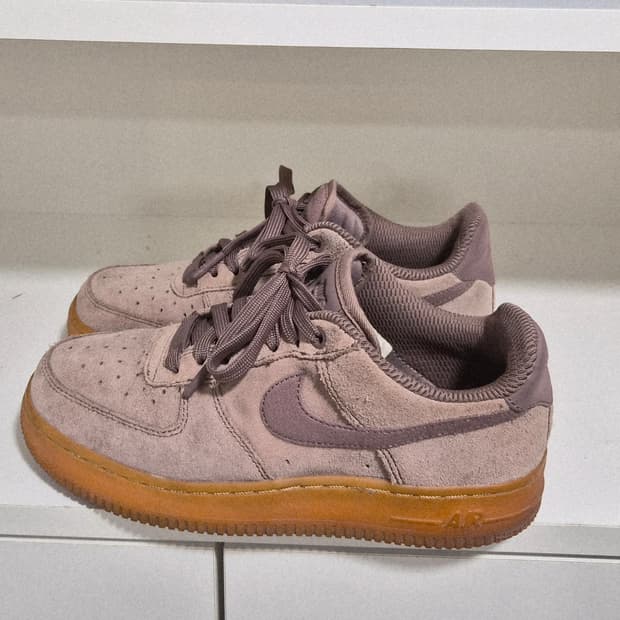 나이키 에어포스1 핑크 스웨이드 스모키 모브 235-240 37 사이즈