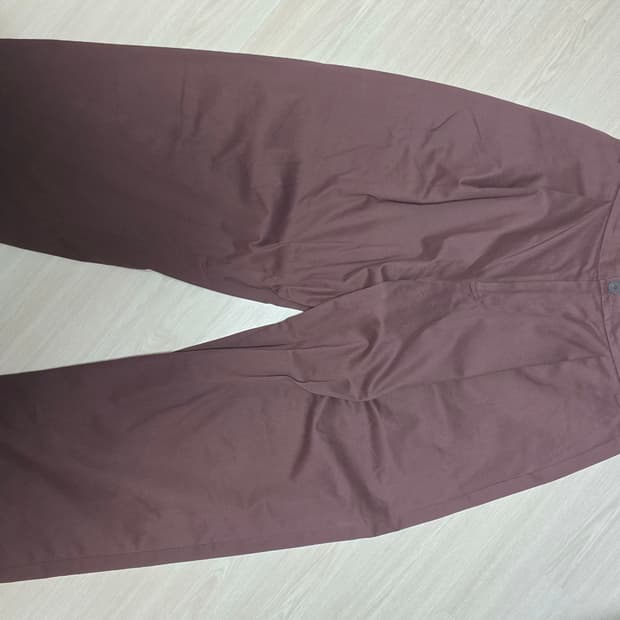 스튜디오니콜슨 소르테 팬츠 체스트넛
- L 사이즈