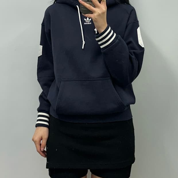 아디다스 백로고 블랙 후드티