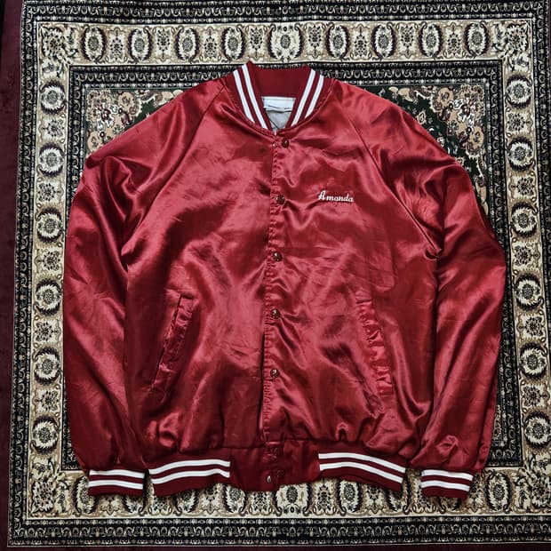 🧥 Hartwell Sports 새틴 바시티 자켓 (레드) – 90s