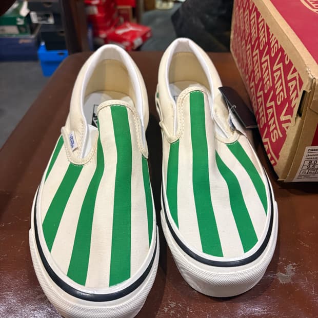 [260]반스 클래식 슬립온 스트라이프 흰녹