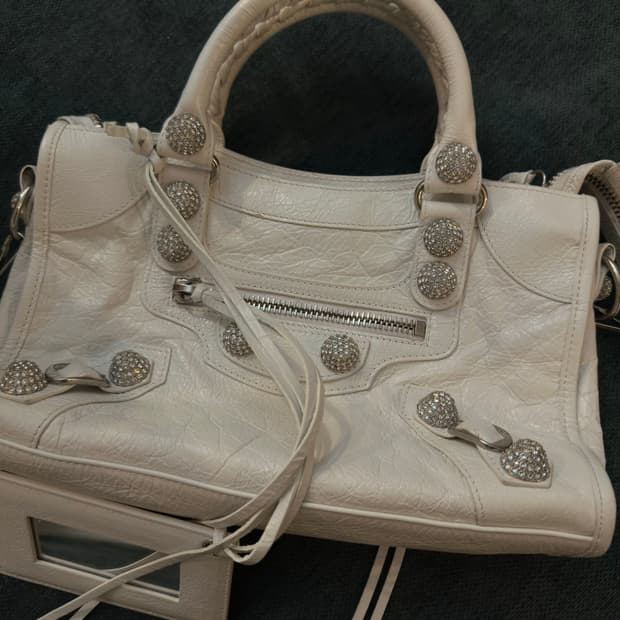 발렌시아가 르시티 스몰