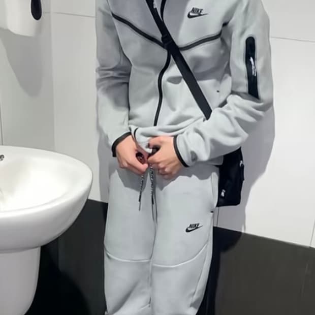 [새상품]나이키 테크팩 테크플리스 바지