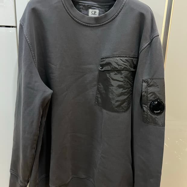 23fw cp컴퍼니 나일론포켓맨투맨 2xl