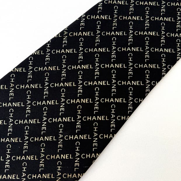 샤넬 빈티지 넥타이 (CHNEL 폰트 로고)