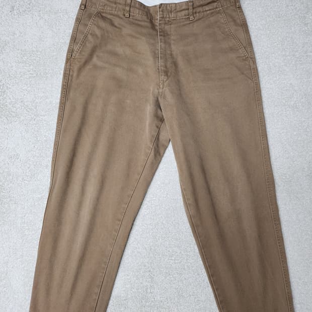 유니클로U 테이퍼드팬츠 치노팬츠