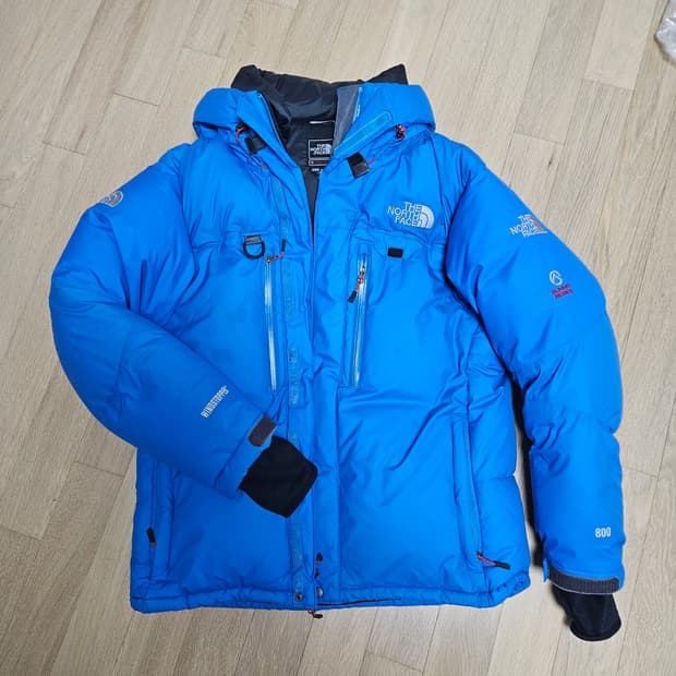 노스페이스 히말라야 블루 목탭 L사이즈 105 판매합니다.