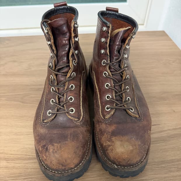 레드윙 라인맨 판매합니다!