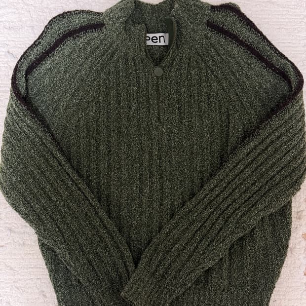 오픈와이와이 반집업 니트 open yy