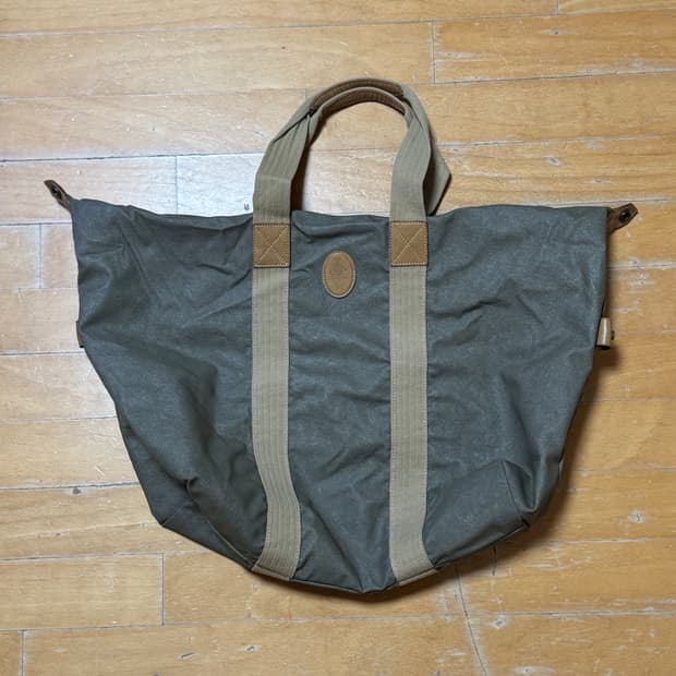 Cp컴퍼니 보스턴백