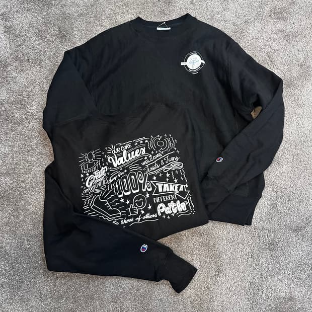 챔피온 리버스위브 블랙 백로고 스웻셔츠