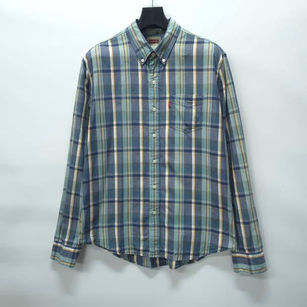 리바이스 남성 슬림핏 빈티지컬러 체크 버튼다운 셔츠(100)