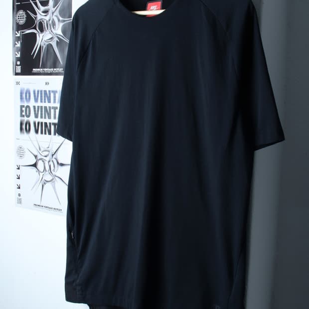 (L-XL) 나이키 반팔 티셔츠 테크팩 블랙 유니크-199952
