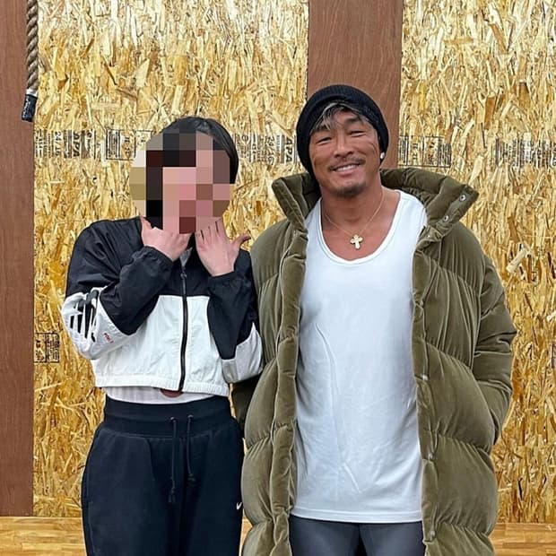 톰포드 롱패딩 판매 합니다
