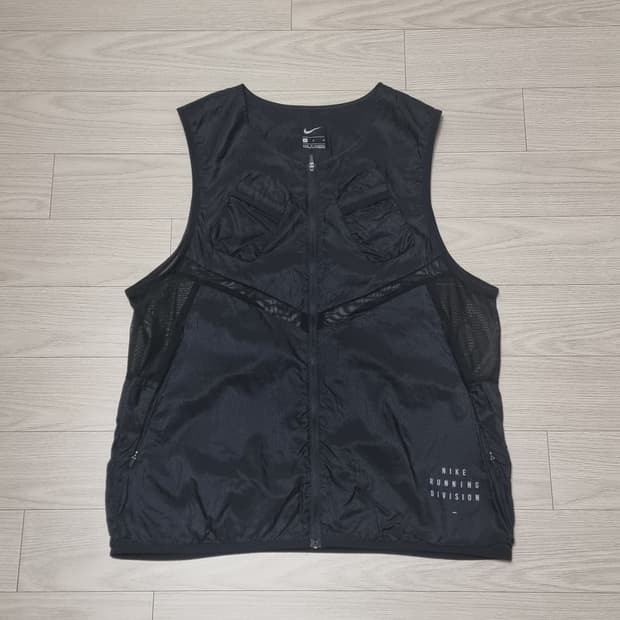 나이키 디비전 런닝 베스트